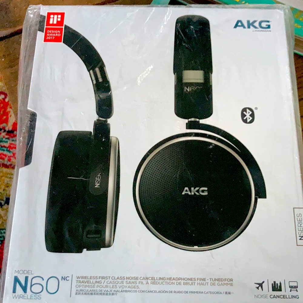 Brand new: AKG N60 NC